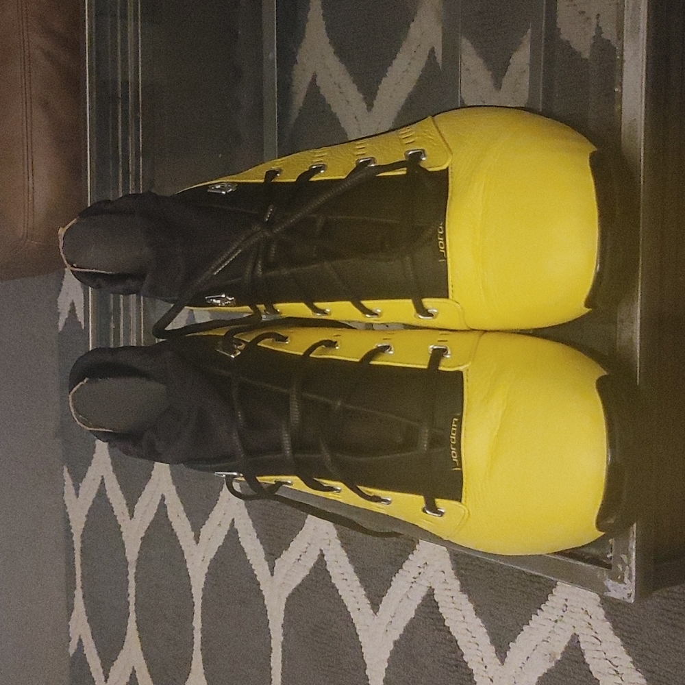 Jordan basketball shoes